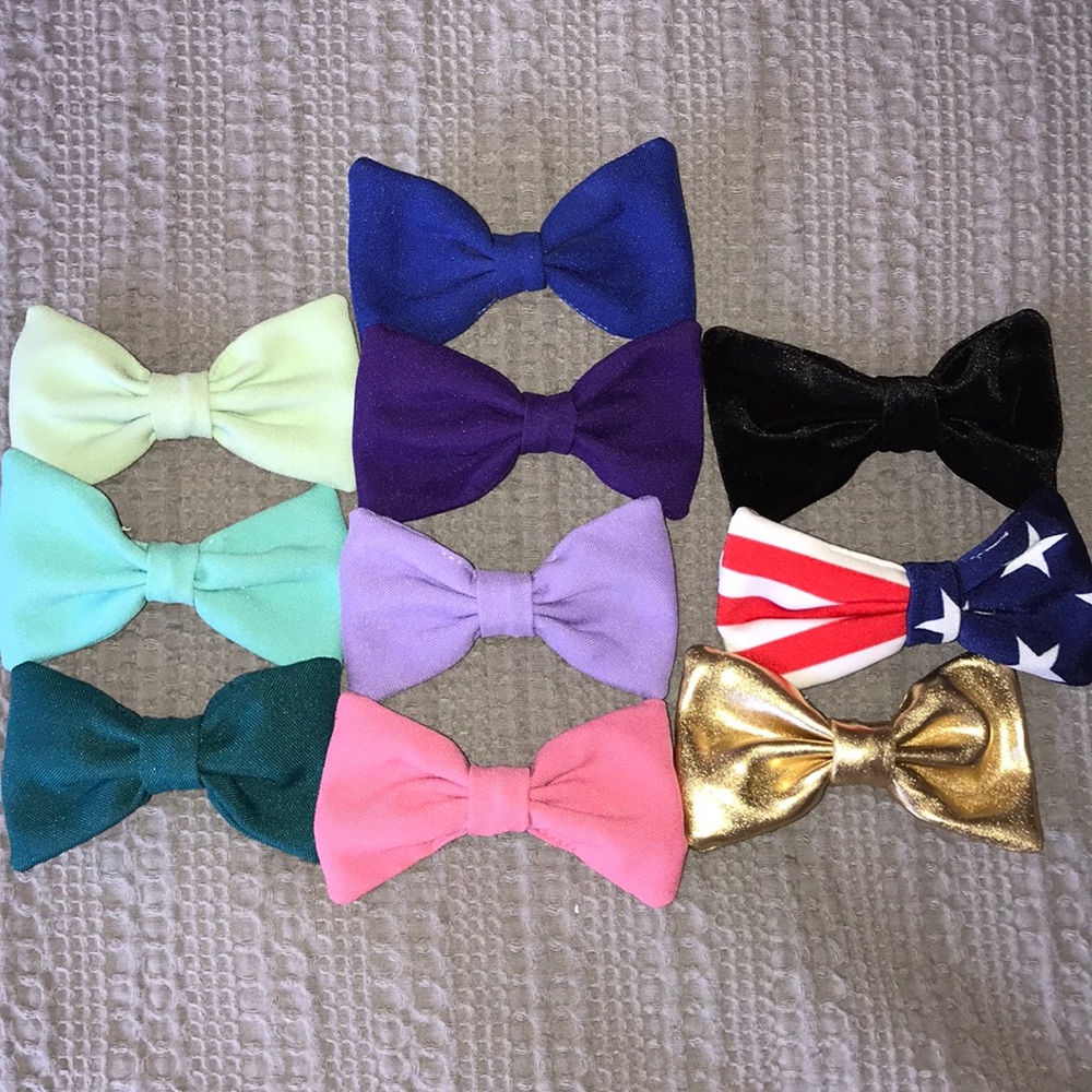 HAIR BOWS